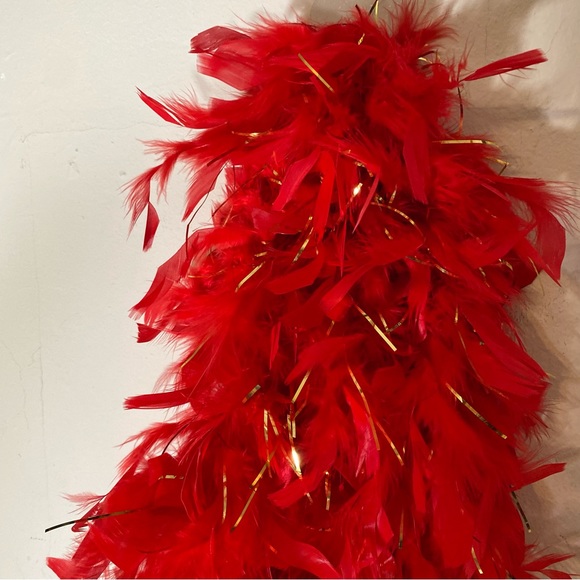 Red and Gold Sparkly Feather Boa Festive Accessory - Picture 3 of 3
